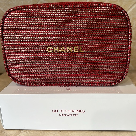 CHANEL Holiday Go to Extremes Limited Edition Mascara set NIB - Picture 6 of 7